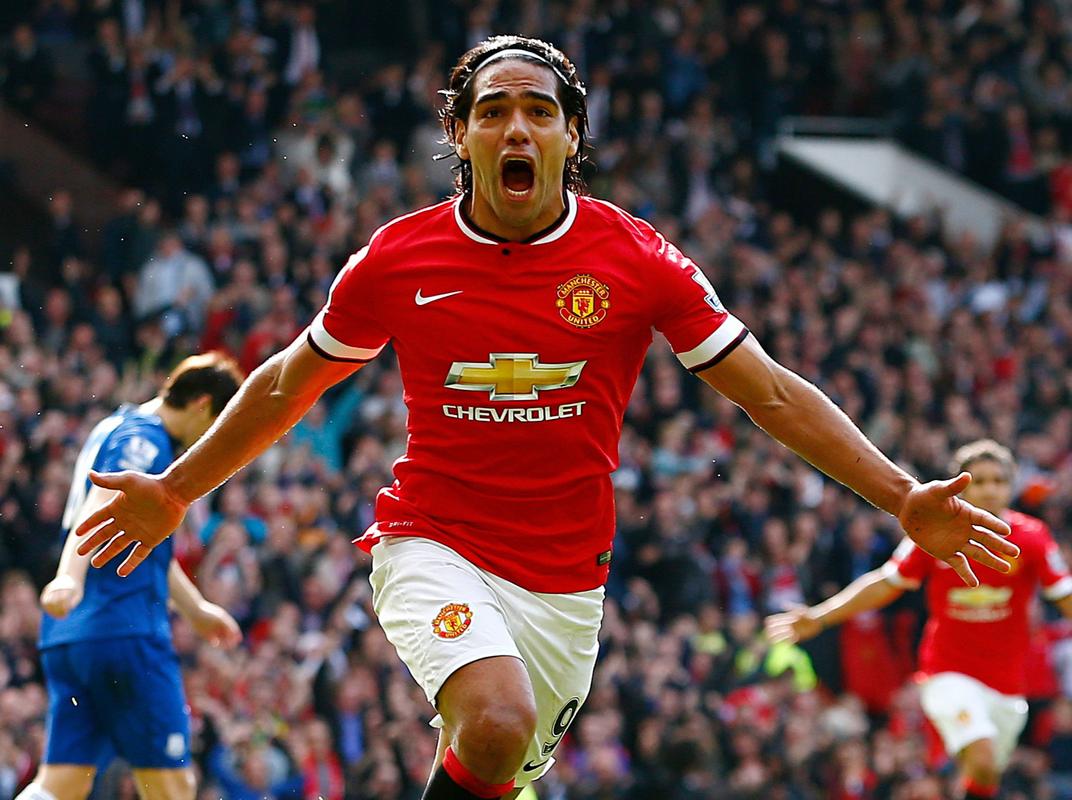 记者：曼联同意签下哥伦比亚17岁后腰奥罗斯科，明夏加盟