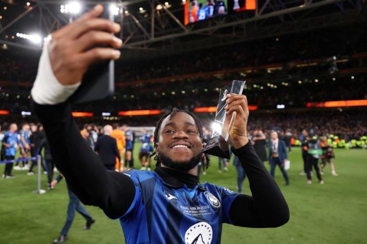 加斯佩里尼率队五次欧联杯赛季首战均获胜,且每次至少打进2球