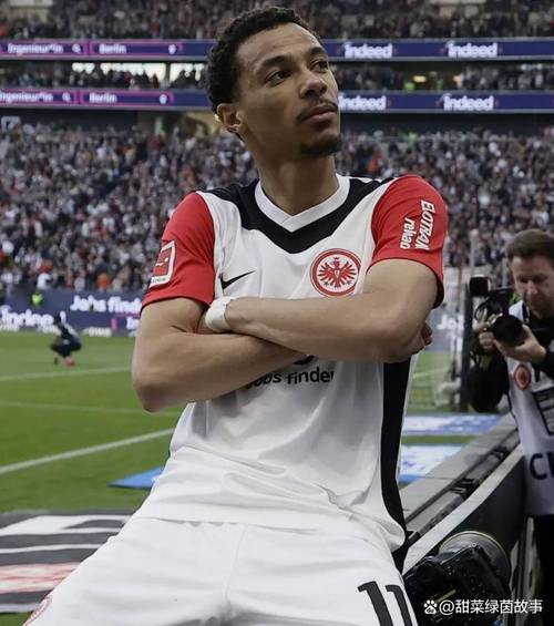 伊萨克来了，埃基蒂克怎么办？共存还是二选一，斯洛特有了新烦恼