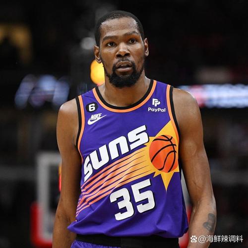 休赛期开始！😁名记：勇士预计在9月30日前签下霍福德等4人