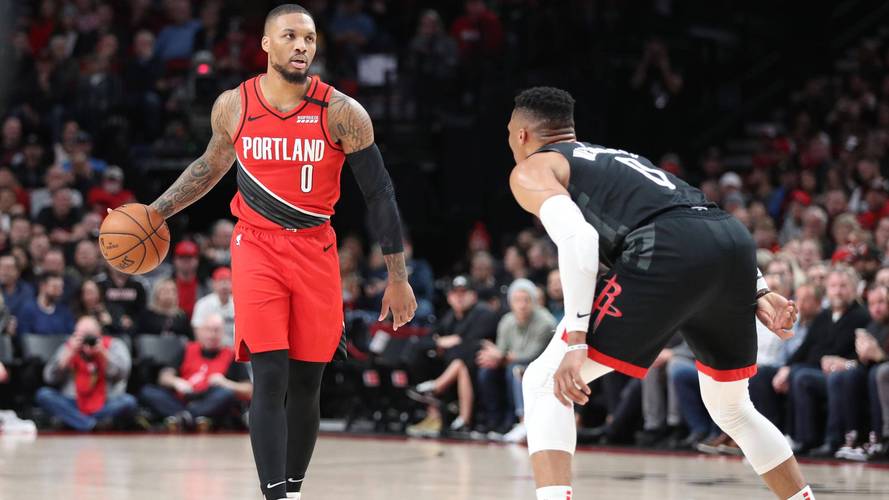 钱多事少离家近！利拉德：现在是我人生中最幸福的时间段