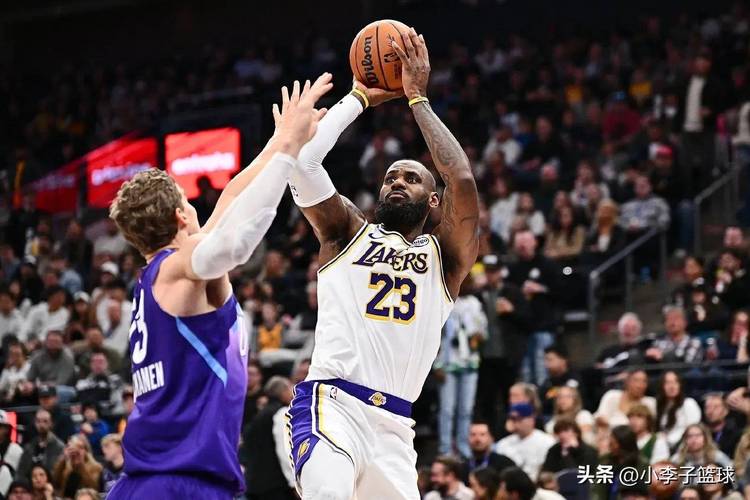 美媒排名NBA现役侧翼:詹姆斯&杜兰特&小卡位列前3 阿门排第10