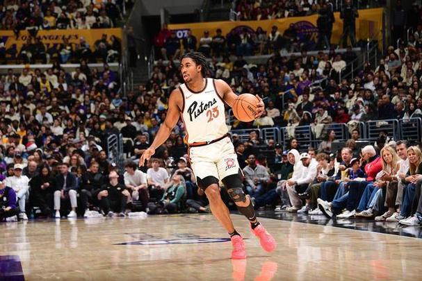 东部各队最大漏洞分析:凯尔特人内线空虚 骑士&雄鹿外线面临考验