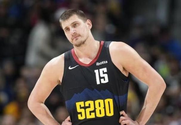 贝弗利:约基奇拿了3次MVP 但现役最佳国际球员我选字母哥