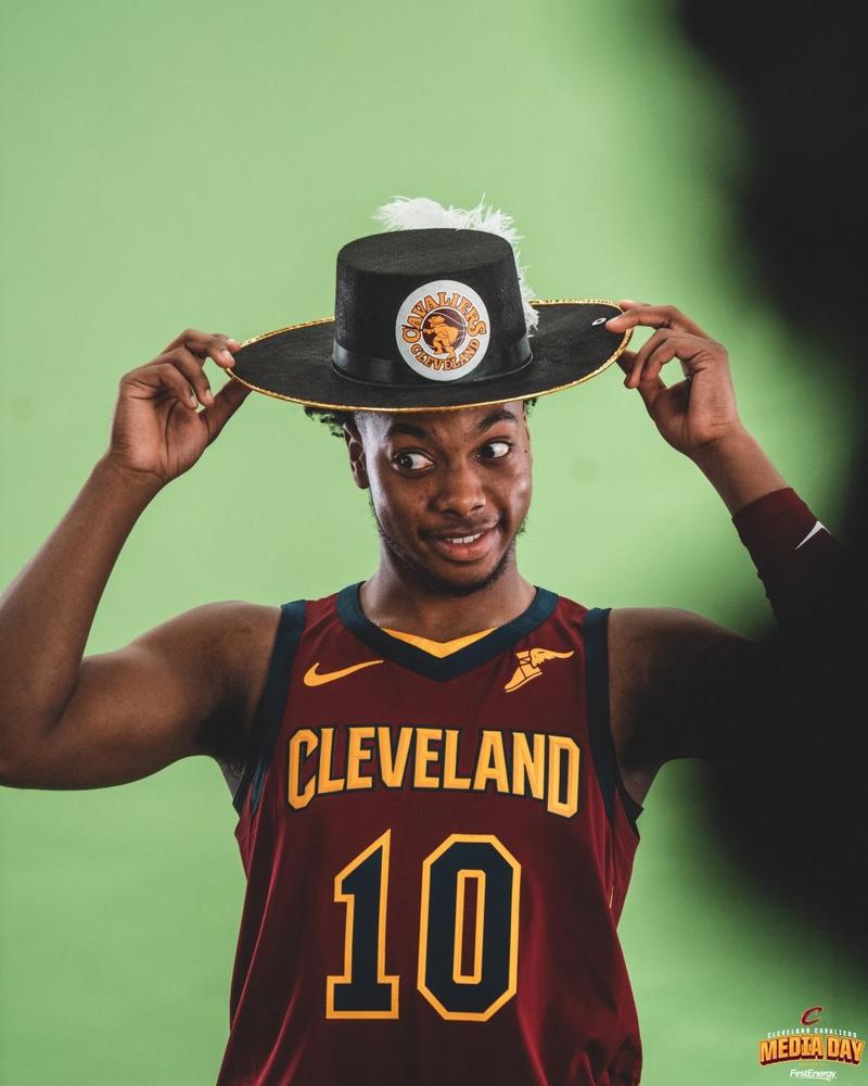 名记：骑士对加兰的恢复状况感到满意 暂定复出时间为12月初