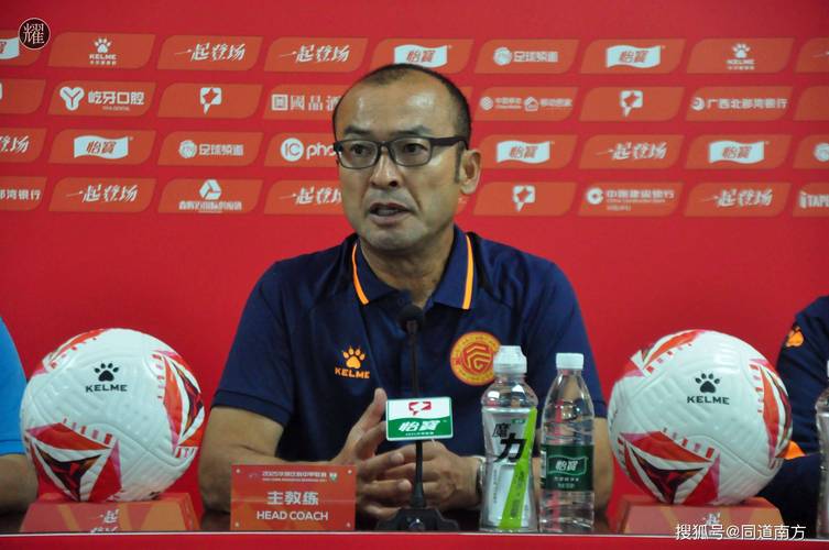 三战全胜！官方：广西平果主教练前田浩二当选中甲8月最佳主教练