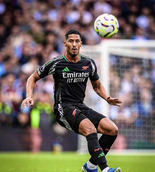 他留下！DO独家：萨利巴将与阿森纳续约5年，皇马也曾对他有意