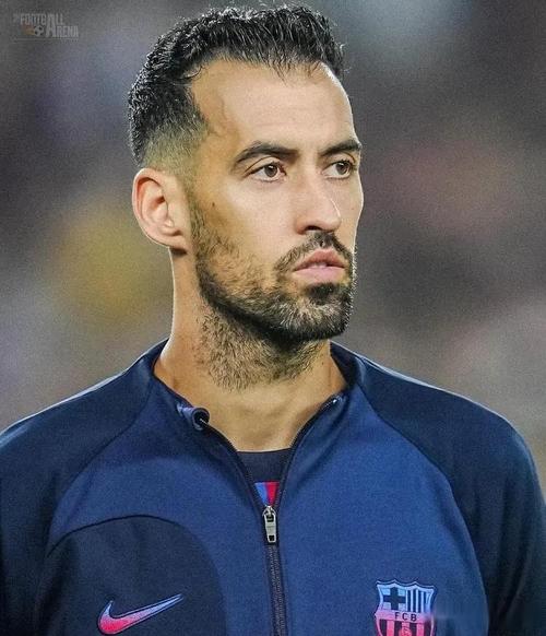 哈维祝福布斯克茨：你是我见过最好的后腰，享受你在场上的安全感