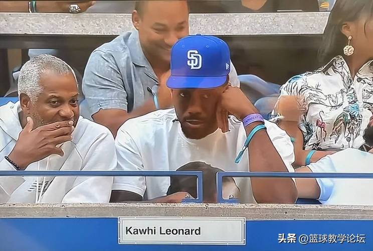 湖记:伦纳德舅舅当年反复提出无理请求,遭到湖人高层的嘲笑