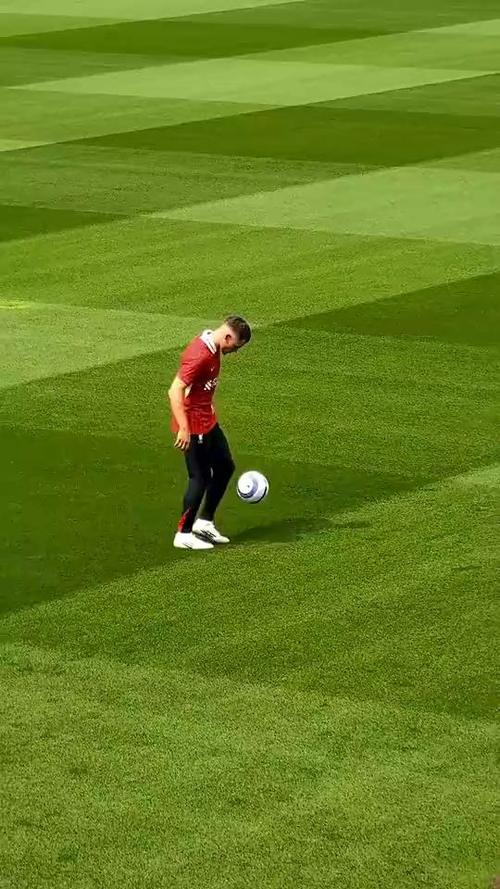 维尔茨专访：我可以更快一点出球安菲尔德更胜一筹