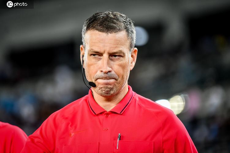 克拉滕伯格:当年在欧冠上和克洛普发生过口头冲突,我让他滚