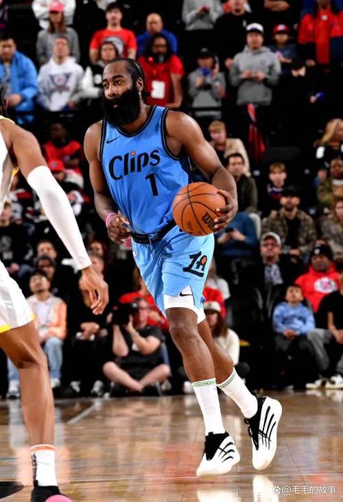 格雷森阿伦:马卢阿奇指挥防守覆盖的能力已达到NBA级别