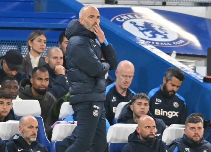 切尔西在9月份的5场比赛仅取得1场胜利，狂丢11球