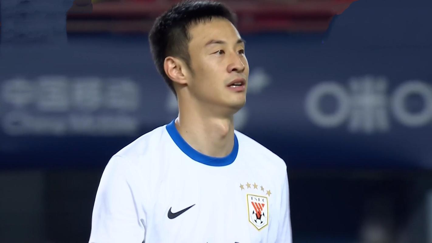 保级生死战，双外对4外！长春亚泰青岛海牛首发出炉，彭欣力反戈