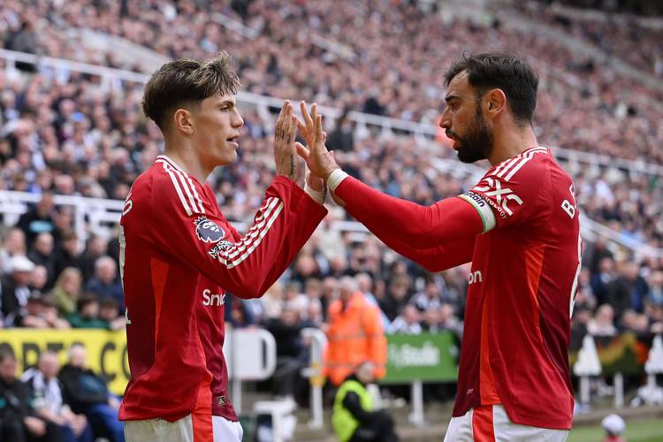 13!曼联又输了:B费丢点球阿莫林不敢看创88年耻辱纪录