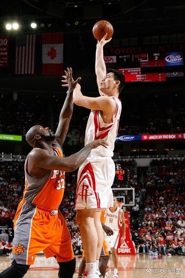 媒体人:篮球本身就是一项巨人运动 投射能力强的大个比小个吃香