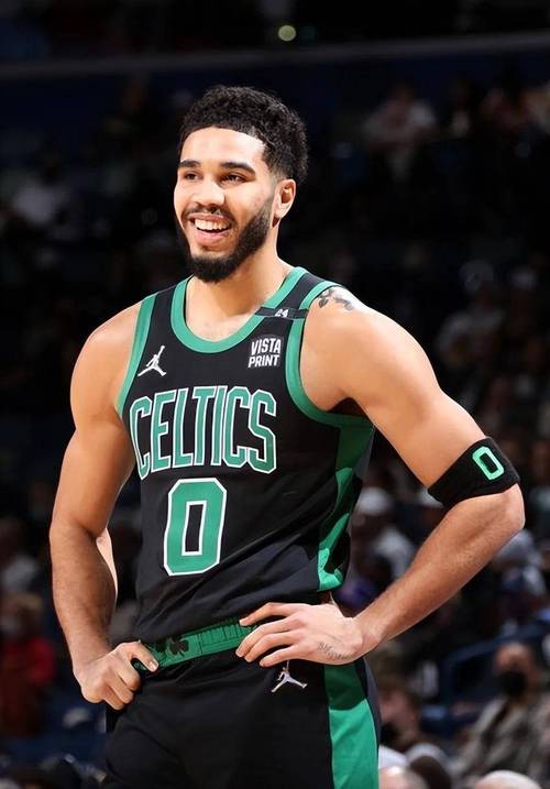 塔图姆：明天就刚好是受伤整5个月 我现在恢复得非常好