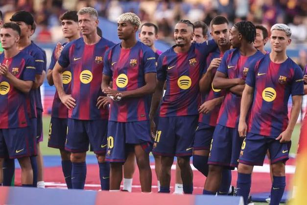 移师迈阿密!马卡:比利亚雷亚尔球迷支持主队vs巴萨在迈阿密比赛