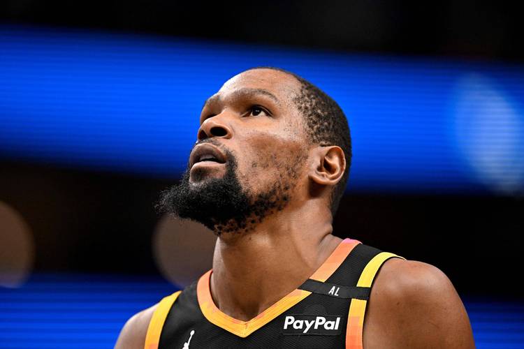 算三巨头吗？火箭官方晒视频：杜兰特、阿门、申京拍摄定妆照