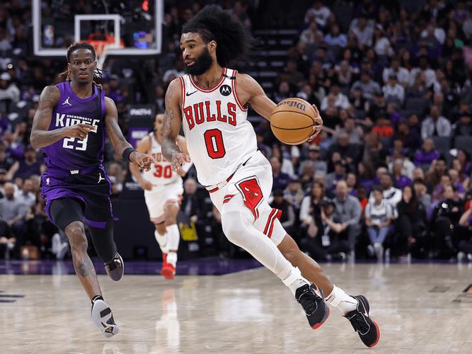 怀特:让A-西蒙斯发挥自己优势就好 他是球队非常重要的补强