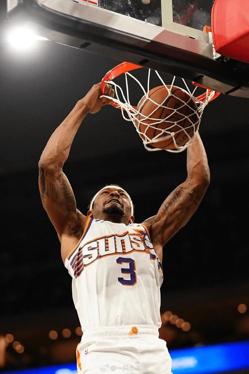 比尔:我100%想长留快船 我妻子就是洛杉矶的&我也很适应这里