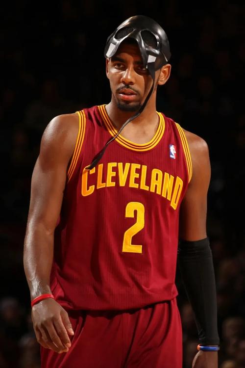 欧文谈上赛季：我认为我是TOP15的球员 我一直在证明自己