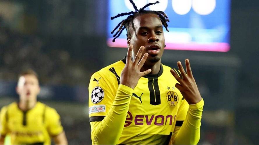 你也要007？21岁吉滕斯6场0球0助，花费5600万半小时16触球8丢球