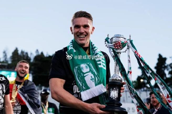 至少28万镑顶薪！英媒：阿森纳加速续约萨卡，周薪至少持平哈弗茨