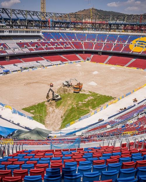 世体：巴萨可能留在临时主场弥补门票收入，预计11月再重返诺坎普