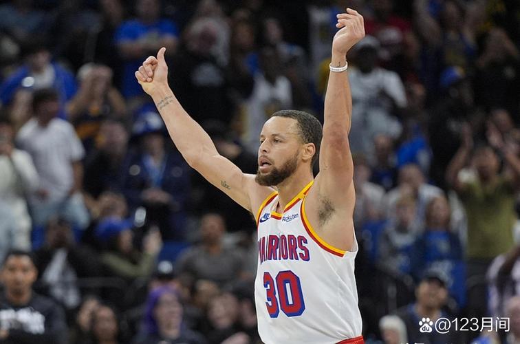 克莱：不在乎弗拉格训练投丢&犯错多少 但他竟未缺席任何一个项目