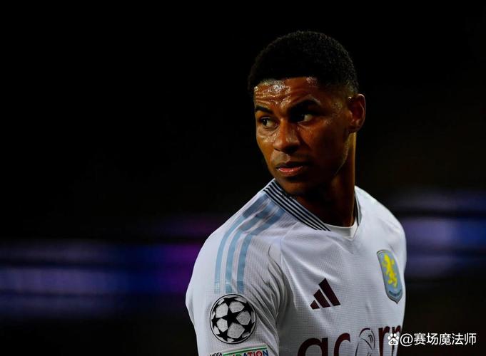 连续3场助攻生涯首次！费迪南德：拉什福德看起来在巴萨重生💥