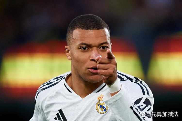 状态正佳!本赛季凯恩每44分钟1球,姆巴佩每61分钟1球