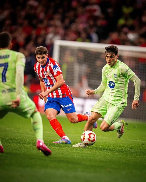 巴斯勒：奥利塞原地马赛回旋没什么不好，足球也是娱乐表演的一种