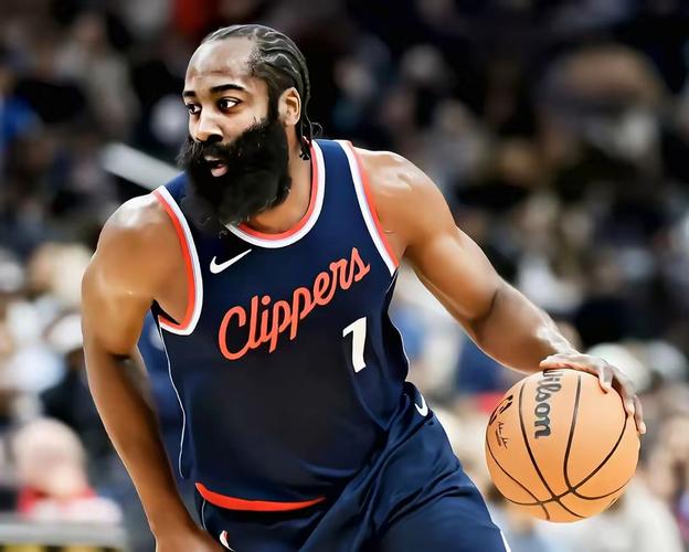 泰伦-卢:上赛季过度使用哈登是不得已的 那是为在小卡缺阵时赢球