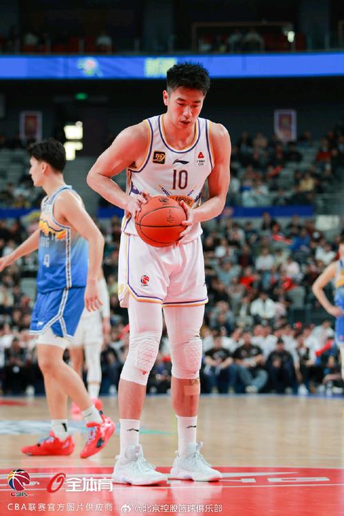 谁又加练了？国庆假期北控男篮特训不停 稳扎稳打全力备战新赛季