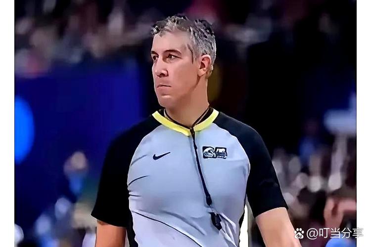 奥索-伊戈达罗：布克非常容易相处 他把教练交代的真正应用到场上