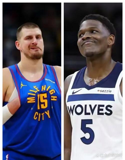 老熟人不少！锡伯杜现身森林狼训练营与兰德尔&迪文交流