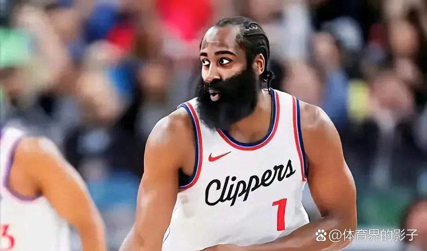 哈登:小卡夏天都在苦练打得很有侵略性 他已找回了赛季状态