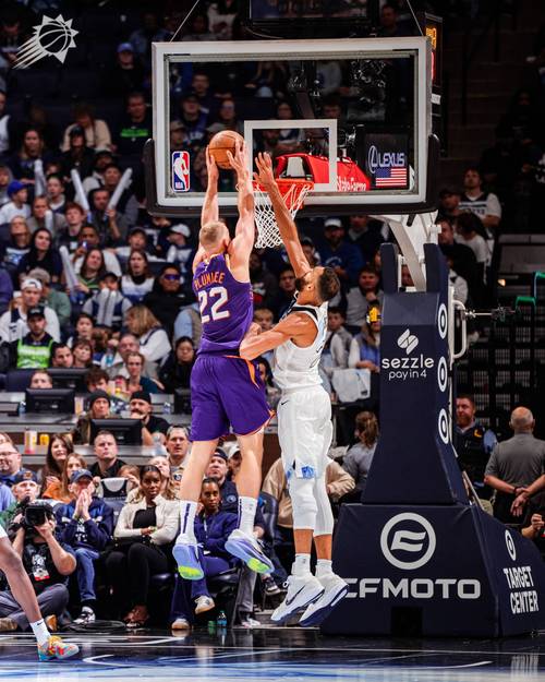 华子康利兰德尔缺阵！季前赛对阵掘金：戈贝尔&迪文&迪林厄姆先发