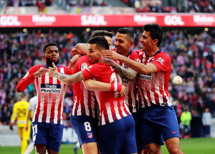 朗格莱两黄变一红离场，西蒙尼怒吼裁判：你真是厚颜无耻！