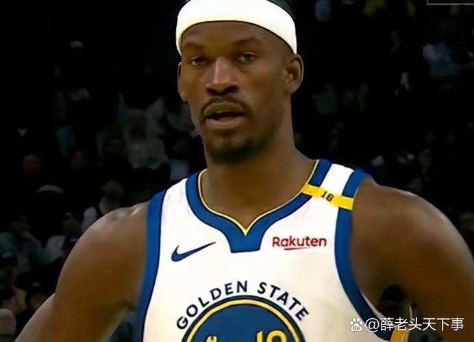 小试牛刀!巴特勒半场4中3轻松拿到9分4板2助