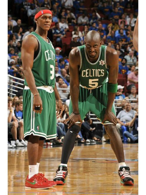 加内特:年轻球员需要自律和坚持 不知道有没有人教过他们这些