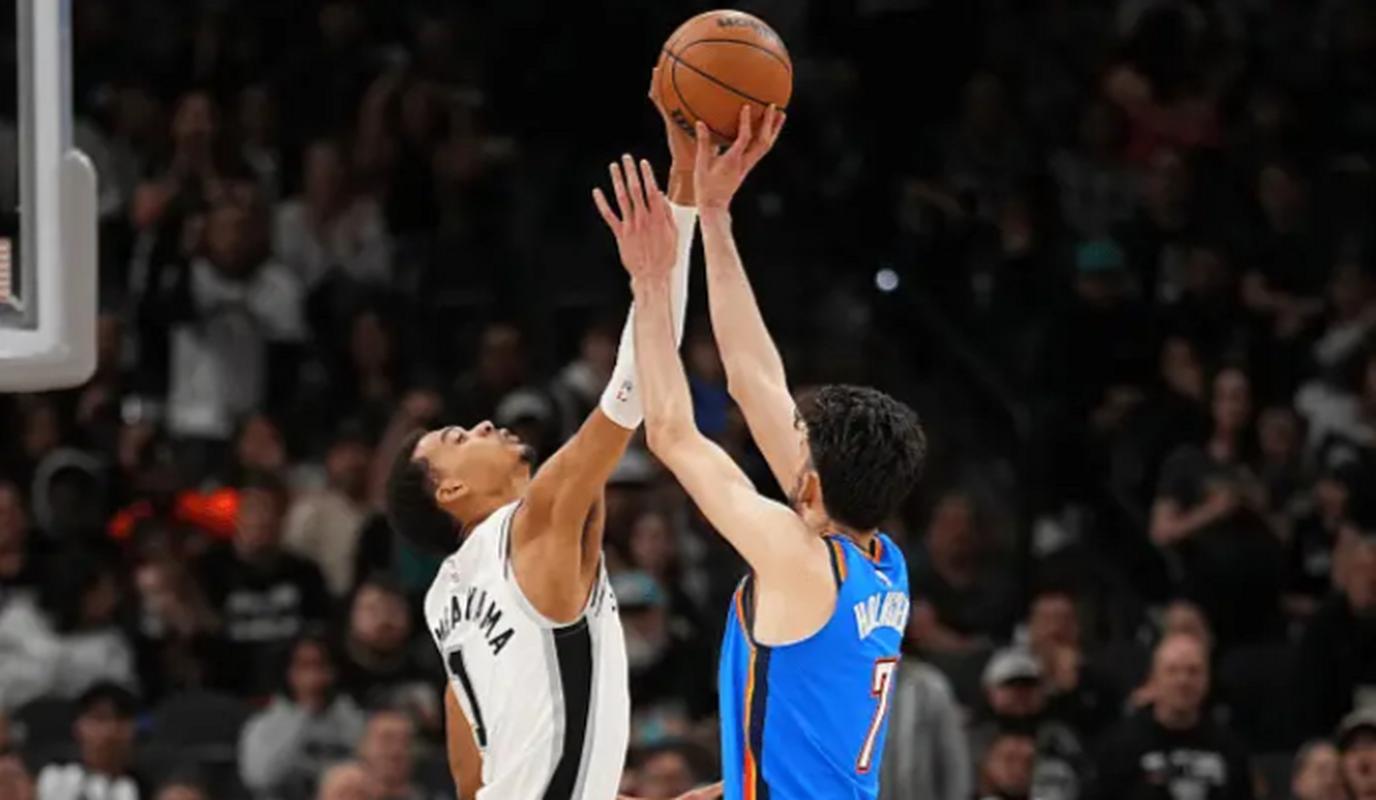 失误有点多其他完美!文班16分钟3投3中砍下9分10篮板7助攻3盖帽