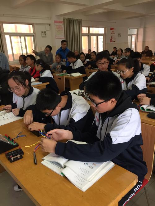 波斯特:霍福德很特别展示了极强侵略性 正努力向他学习细节技巧