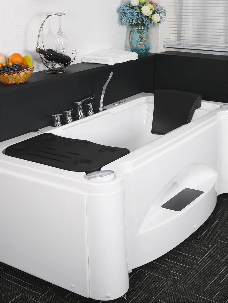 女主持:会在家里安装按摩浴缸调情吗?皮尔斯:我家可没那玩意