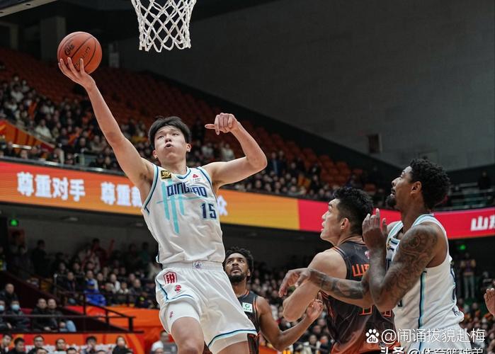 美媒调侃：杨瀚森不是最具运动天赋的球员 也不是最好的舞者😂