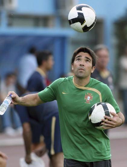 德科晒阿尔巴海报:恭喜你度过精彩职业生涯,祝未来成功