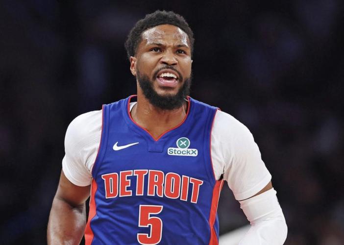 Shams：骑士有意签下马利克-比斯利 后者需要得到NBA批准才能签约