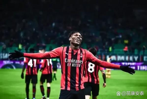 得努力了！米体：阿莱格里在更衣室公开批评莱奥，要他端正态度