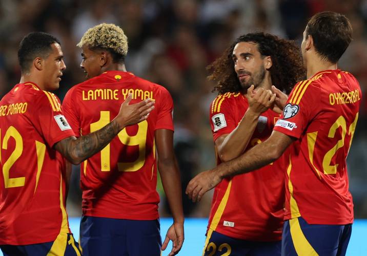 库库雷利亚:亚马尔不在我可以喘口气了,如果让他受伤就麻烦了